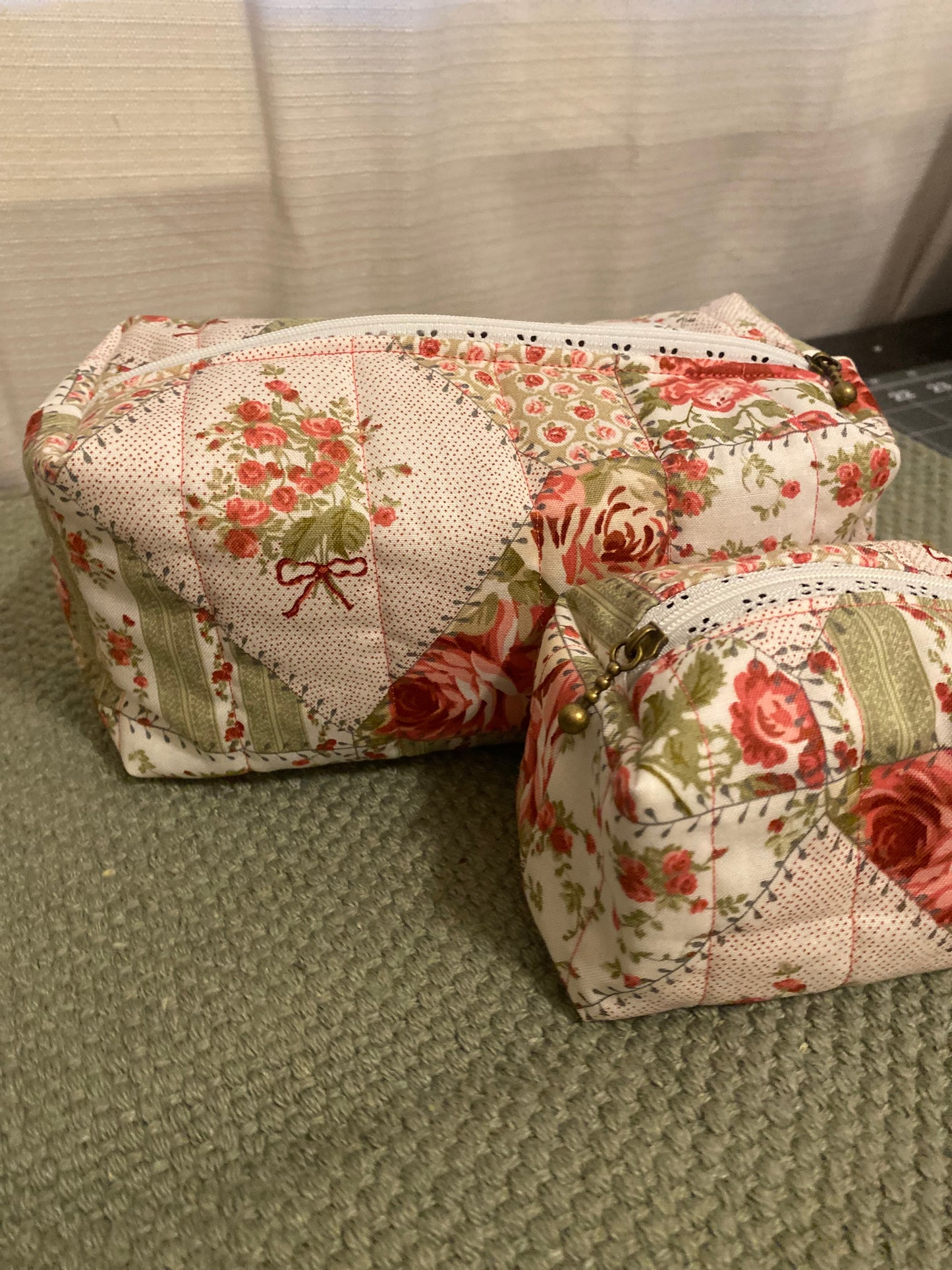 Garden Rose Quilted Pouch-Large