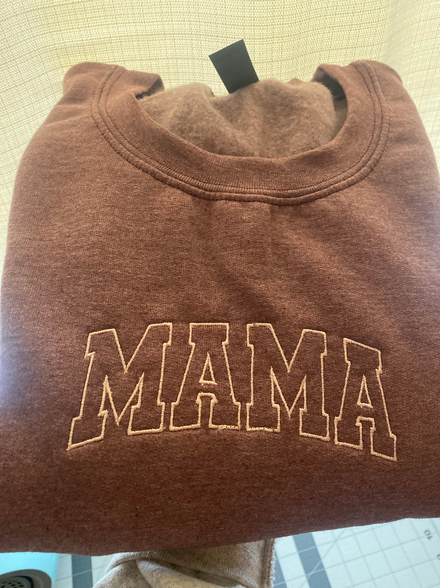 MAMA Crewneck