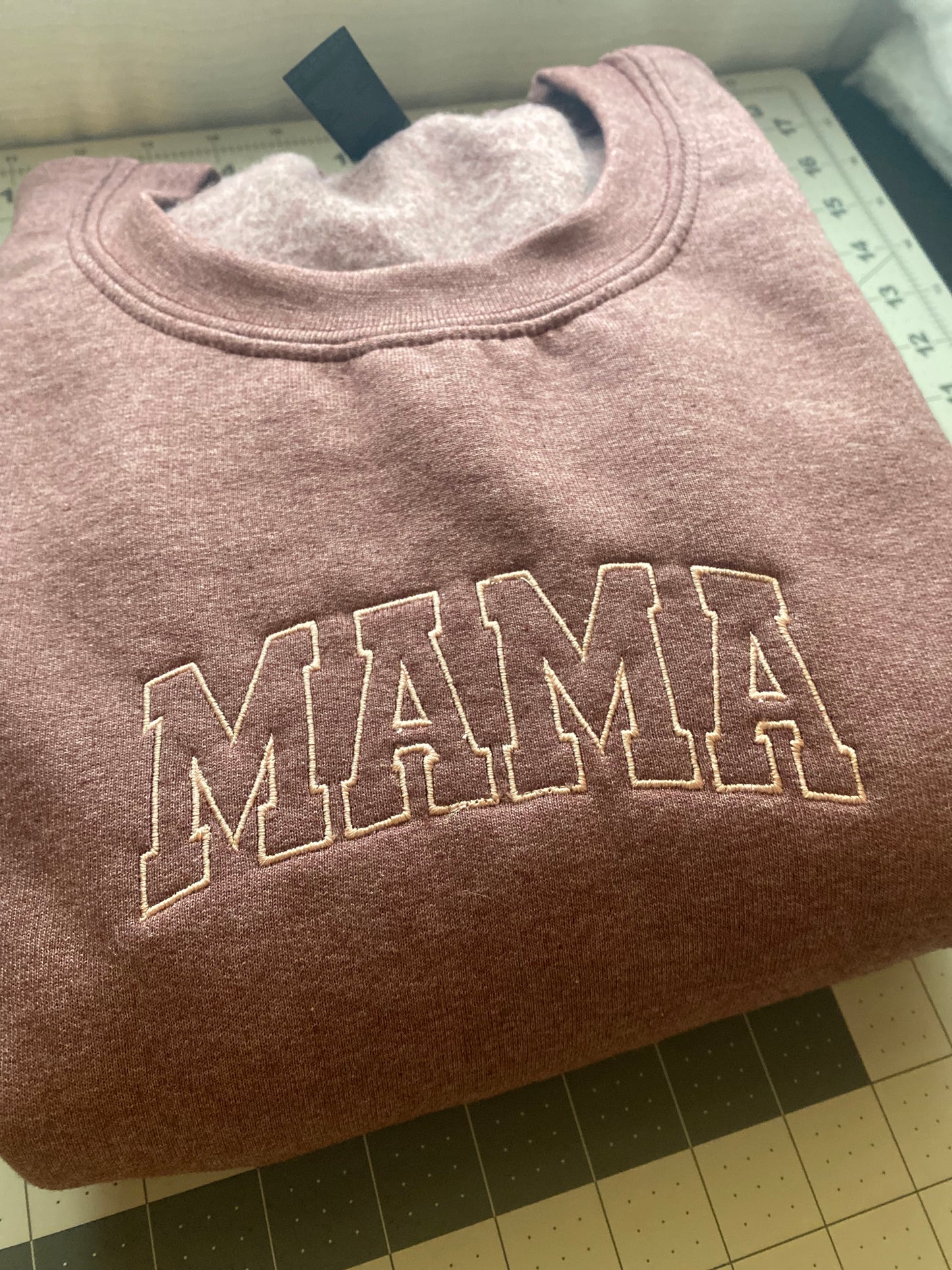 MAMA Crewneck
