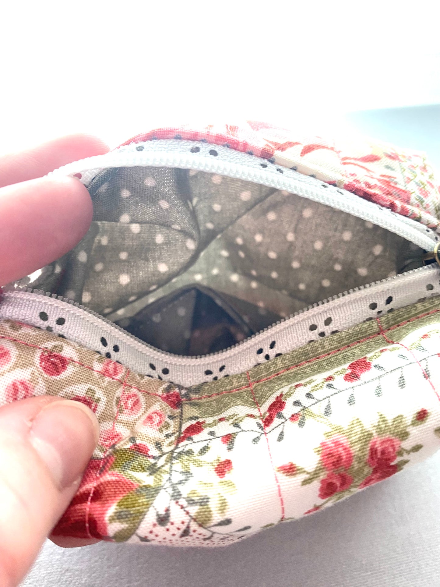 Garden Rose Quilted Pouch-Large