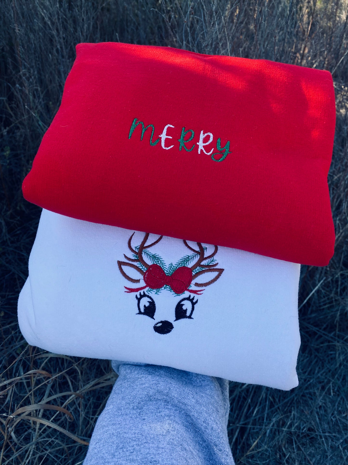 MERRY Crewneck