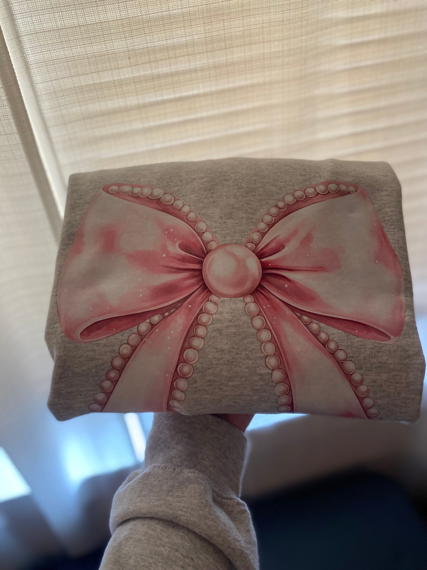Pearl Bow Crewneck