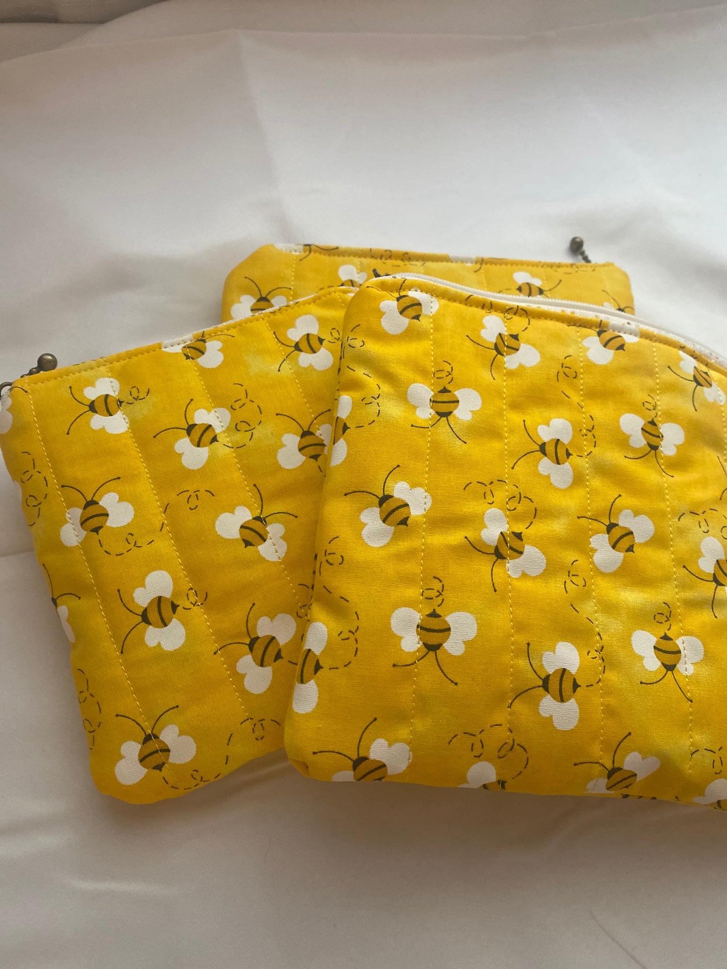 Honey Bees Pouch