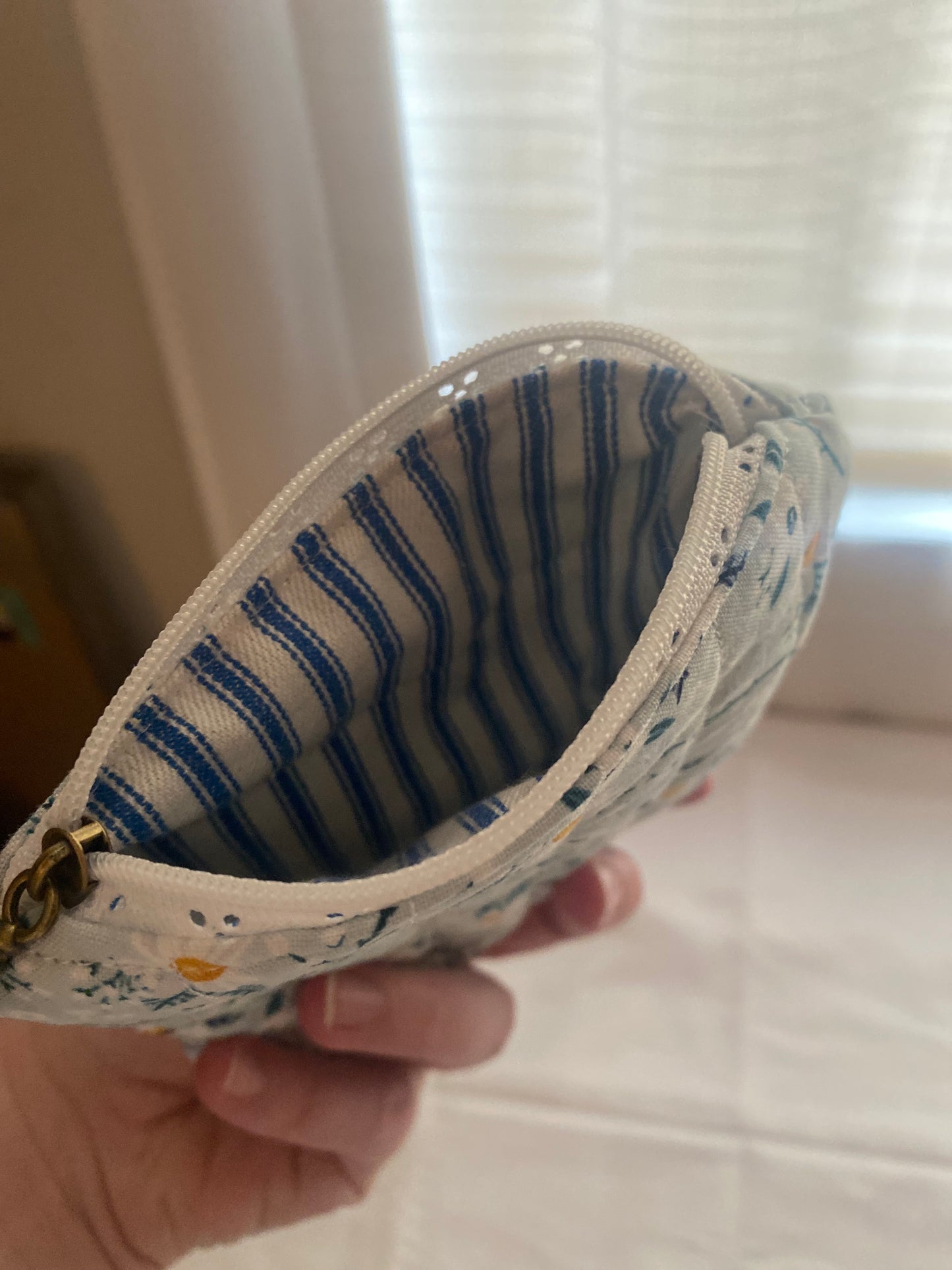 Ditsy Floral Pouch