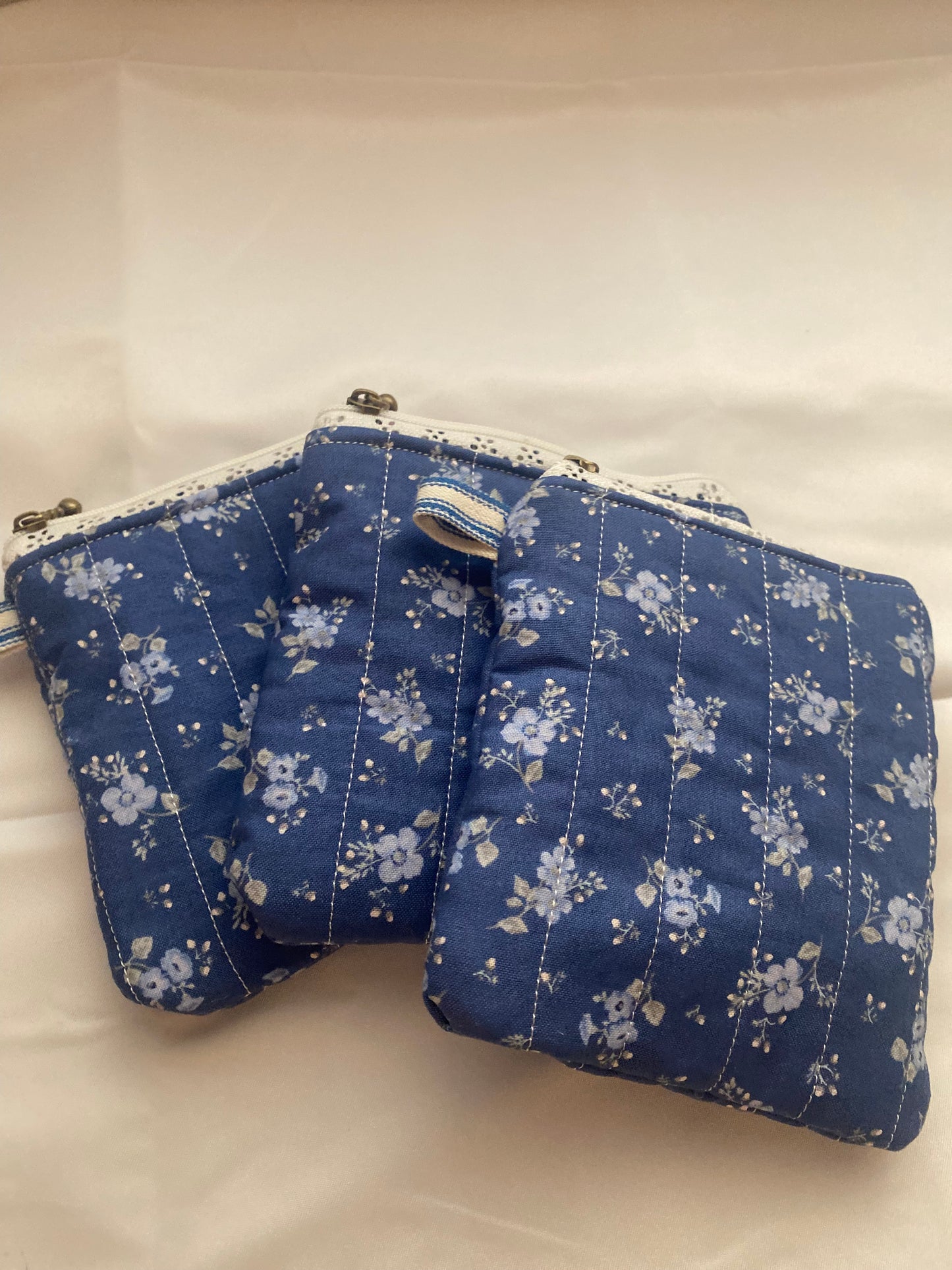 Vintage Floral Pouch