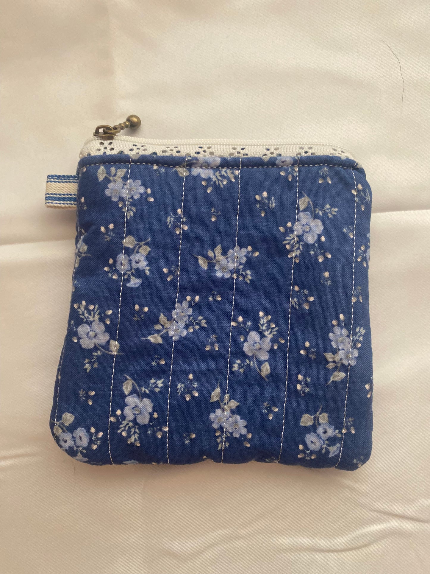 Vintage Floral Pouch