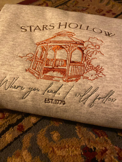 Stars Hollow Embroidered Crewneck