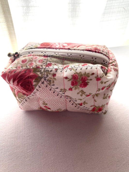 Garden Rose Quilted Pouch-Small