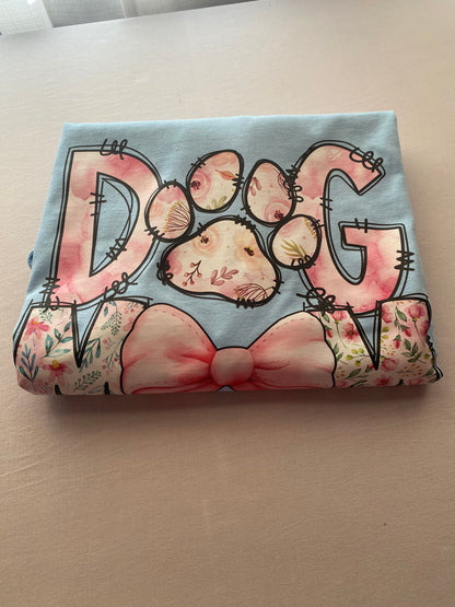 Dog Mom Graphic T-Shirt